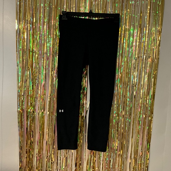 Compression leggings, Underarmour heat gear , sz l _ ladies - Picture 2 of 3